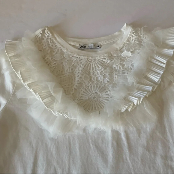 Zara White Tee Shirt with Lacey Collar - Picture 5 of 9